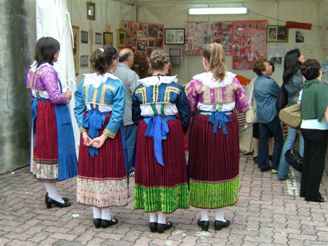 Costume femminile tradizionale